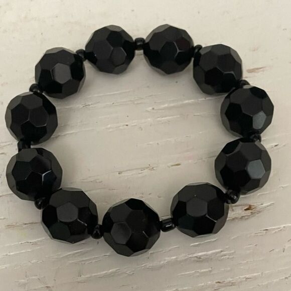 7.5” Sarda heavy stackable chunky black onyx honeycomb bead stretch bracelet - Picture 6 of 11